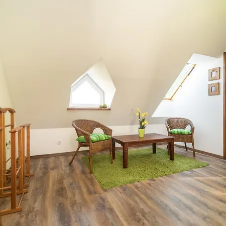 Juhar Apartmanhaz Balatongyorok