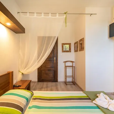 Juhar Apartmanhaz Aparthotel