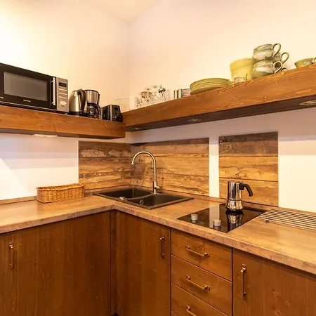 Juhar 4* Balatongyörök