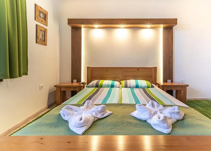 Juhar Apartmanhaz 4* Балатондьёрёк